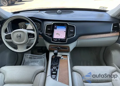 2016 Volvo Xc90 T6 z USA, uszkodzony, nr VIN YV4A22PLXG1000681